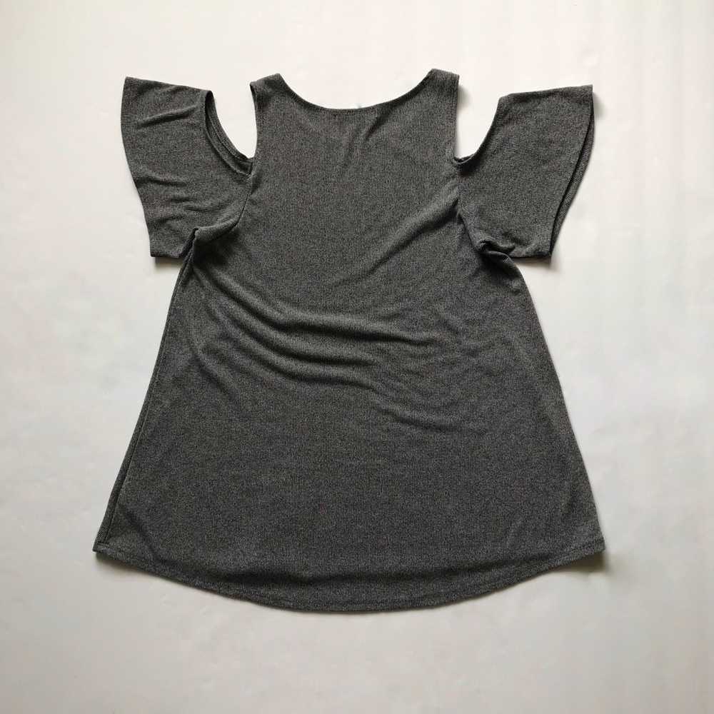 Green Envelope Ribbed Top - Picture 2 of 3